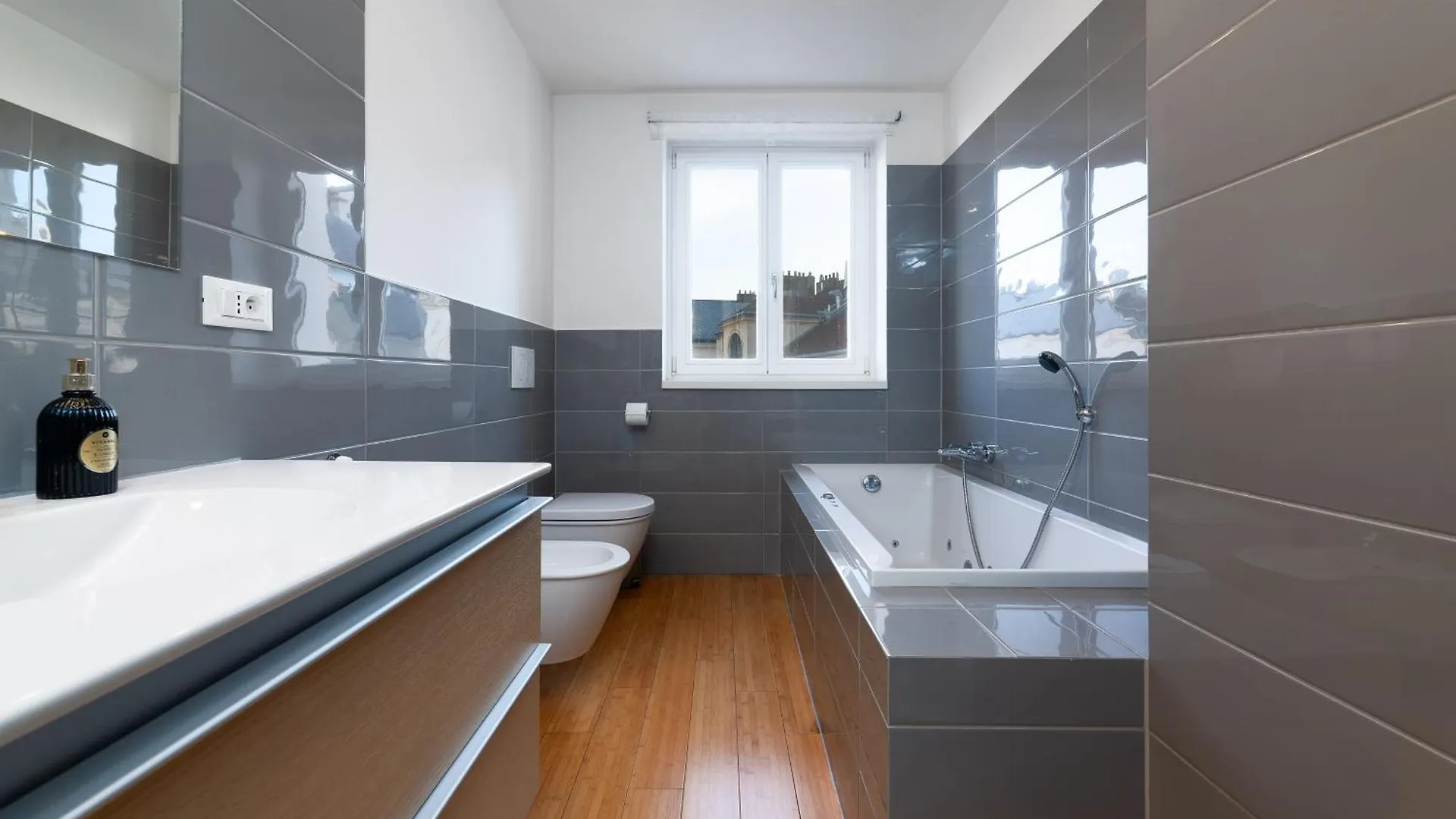 Spacious Apartments Near The River Prague 0*,